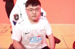 包含Uzi关键节点回归赛场，独行侠带队取胜！的词条